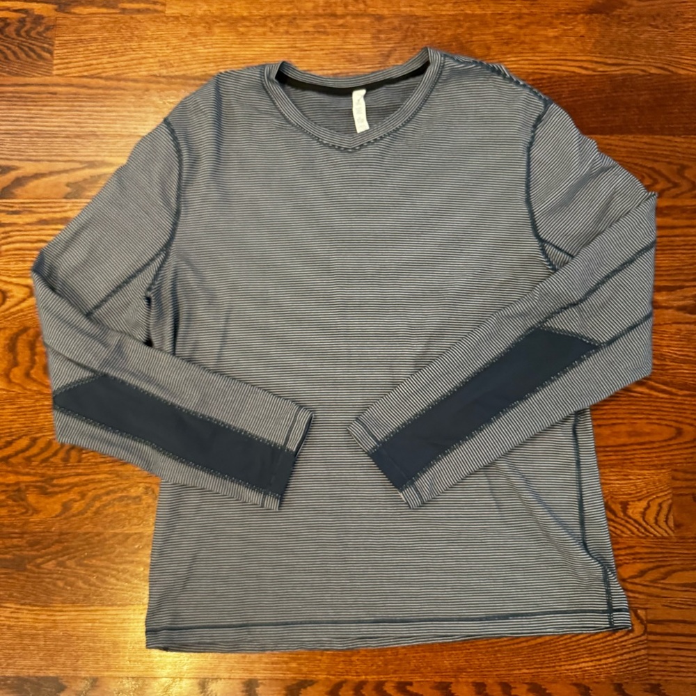 Men’s long sleeve v neck navy blue striped long sleeve - XXL